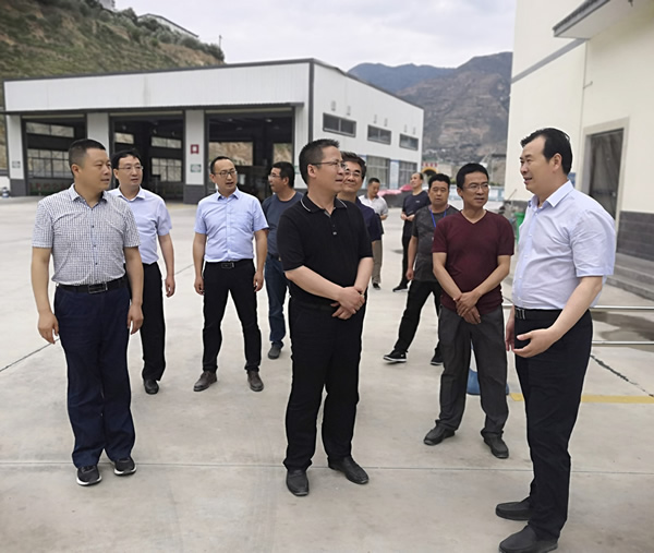 隴南市委常委、組織部部長楊郃調(diào)研指導(dǎo)市龍江城鄉(xiāng)發(fā)展集團(tuán)公司黨建工作