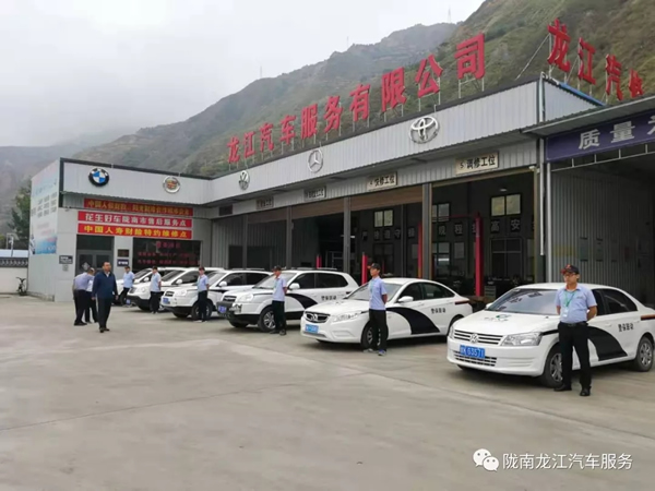 金錘鈑金，銀槍噴漆！龍江汽修值得信賴！