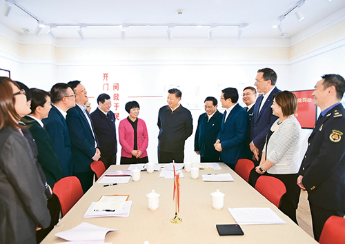 習近平：堅持、完善和發(fā)展中國特色社會主義國家制度 與法律制度